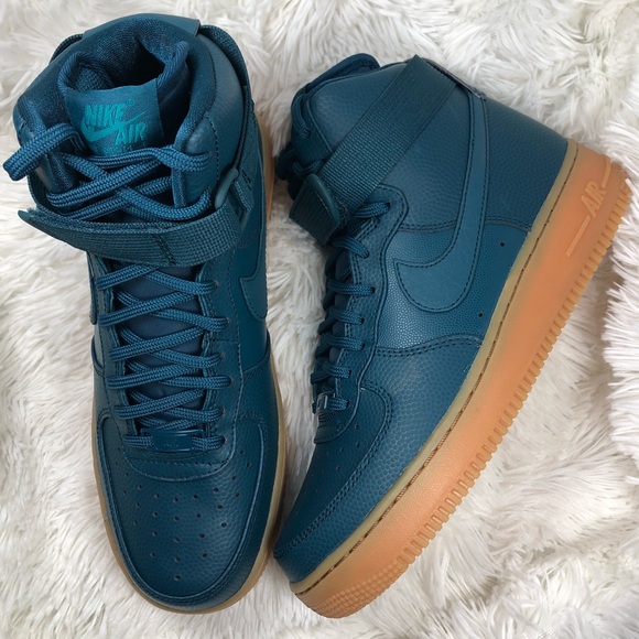 Nike Shoes - Nike Air Force 1 HI SE women shoes NWT